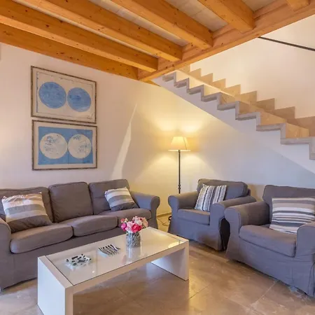 - 307189 Holiday home *